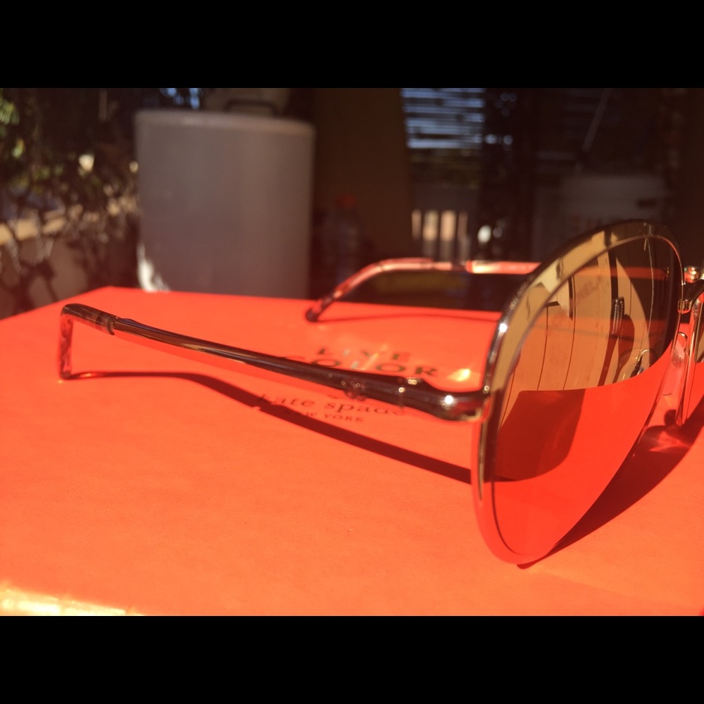 Chanel sunglasses 🕶 18 k gold lenses - Picture 6 of 8